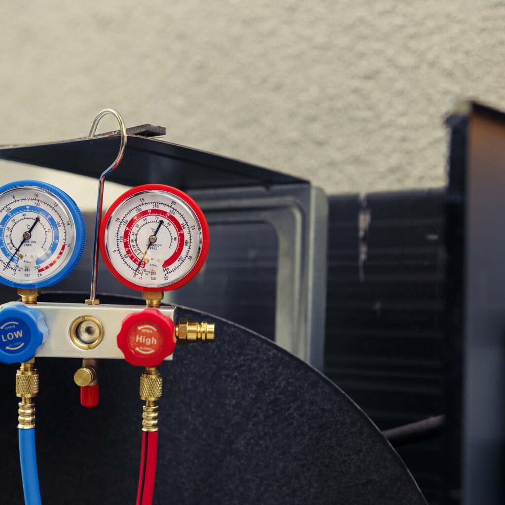 This image has an empty alt attribute; its file name is close-up-refrigerant-manifold-gauges-1024x1024.jpg